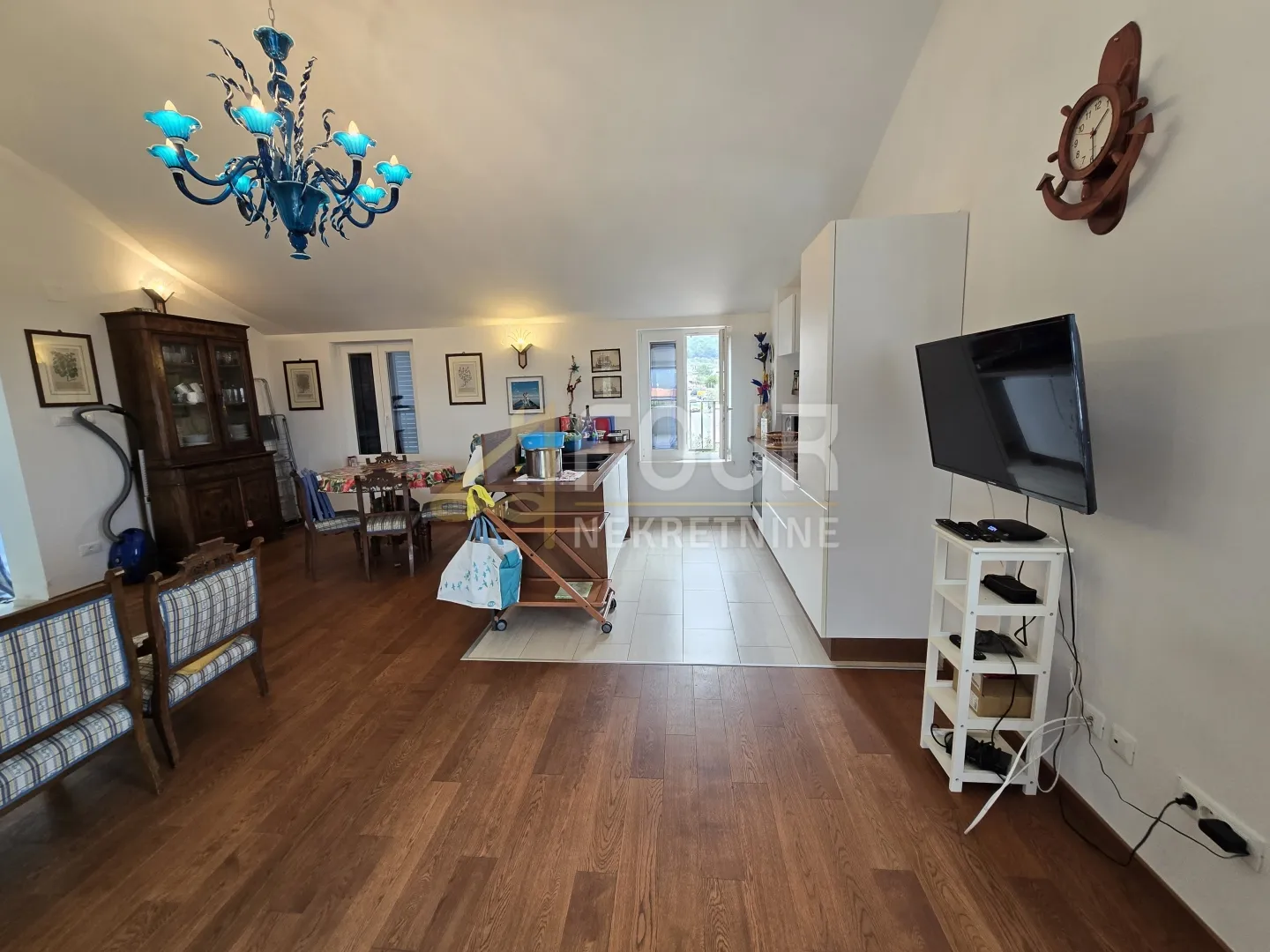 cres, 120.98m2, 2s+db, lođa, pogled na more - slika 4