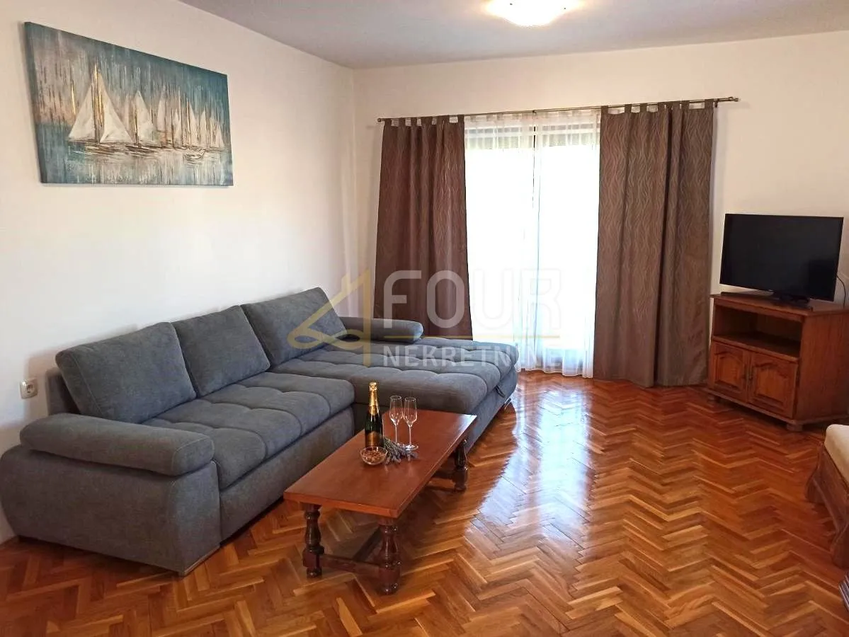 otok krk, malinska, kuća s 4 stana, bungalov, uređna okućnica, blizina mora - slika 15