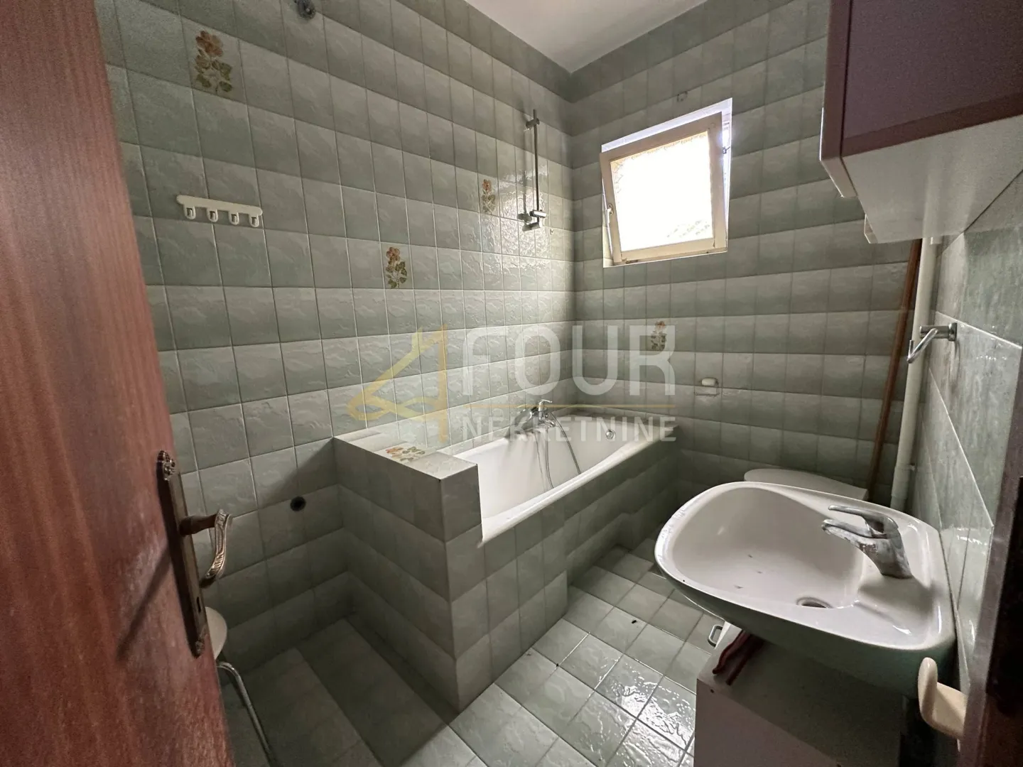 istra, poreč - centar, 71.20m2, 2s+db, okućnica 192m2 - slika 12