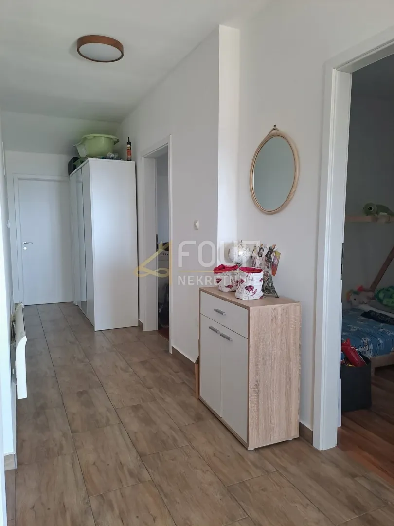 kastav, 76.50m2, 2s+db, terasa, pogled na more - slika 15