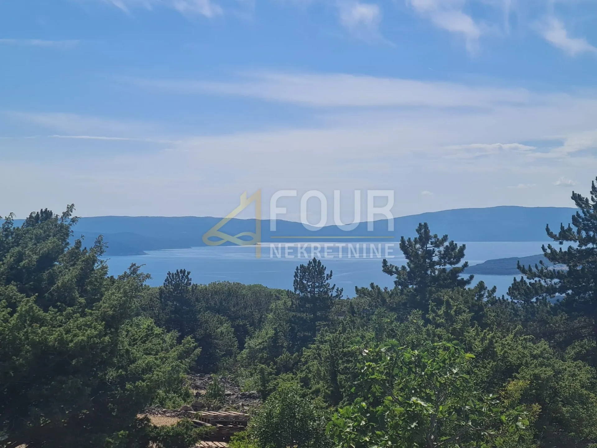 Otok Krk, Punat, poljoprivredno zemljište 4.140m2, pogled na more