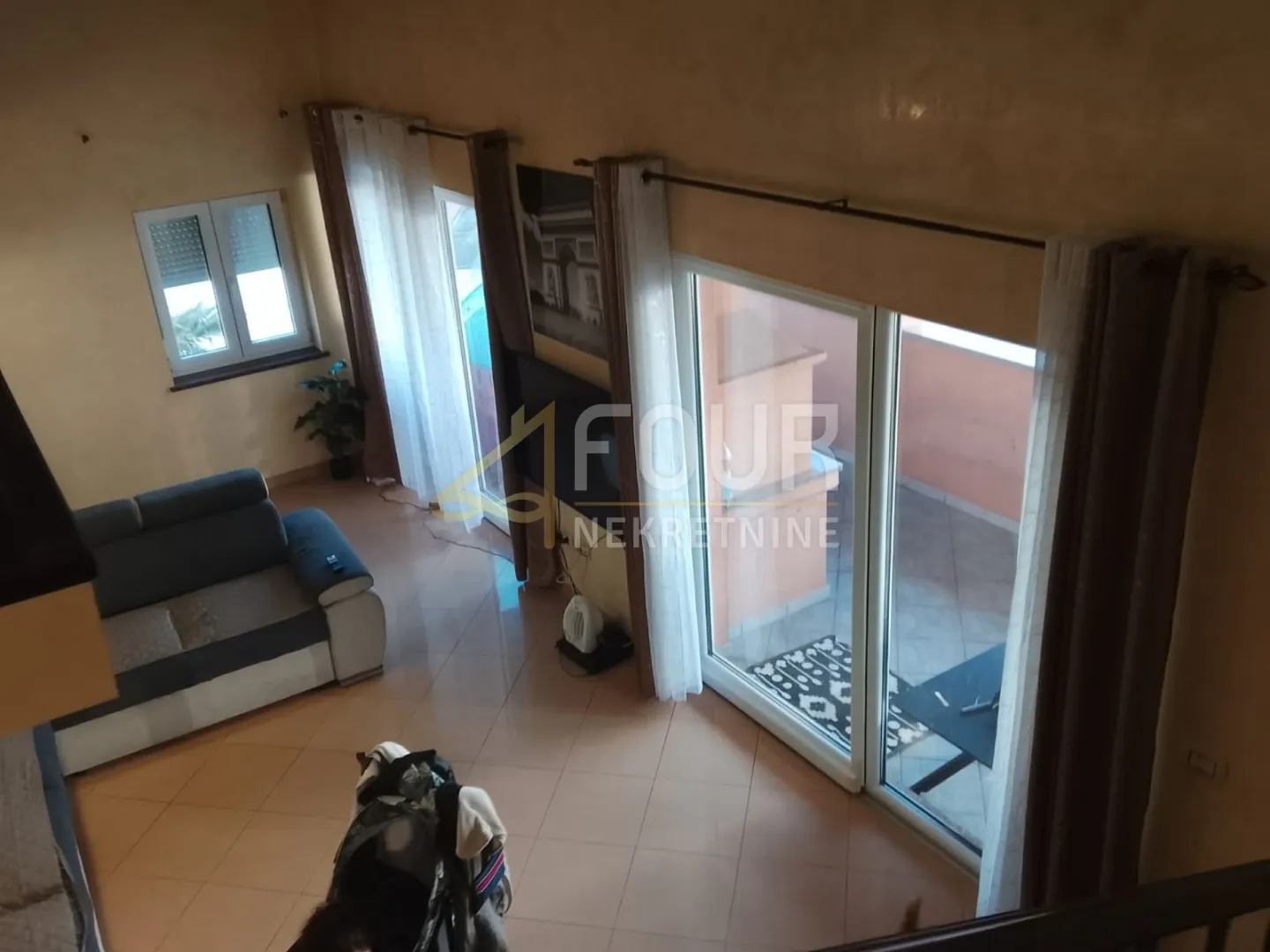 kastav, dvojna kuća, 300m2 - slika 2