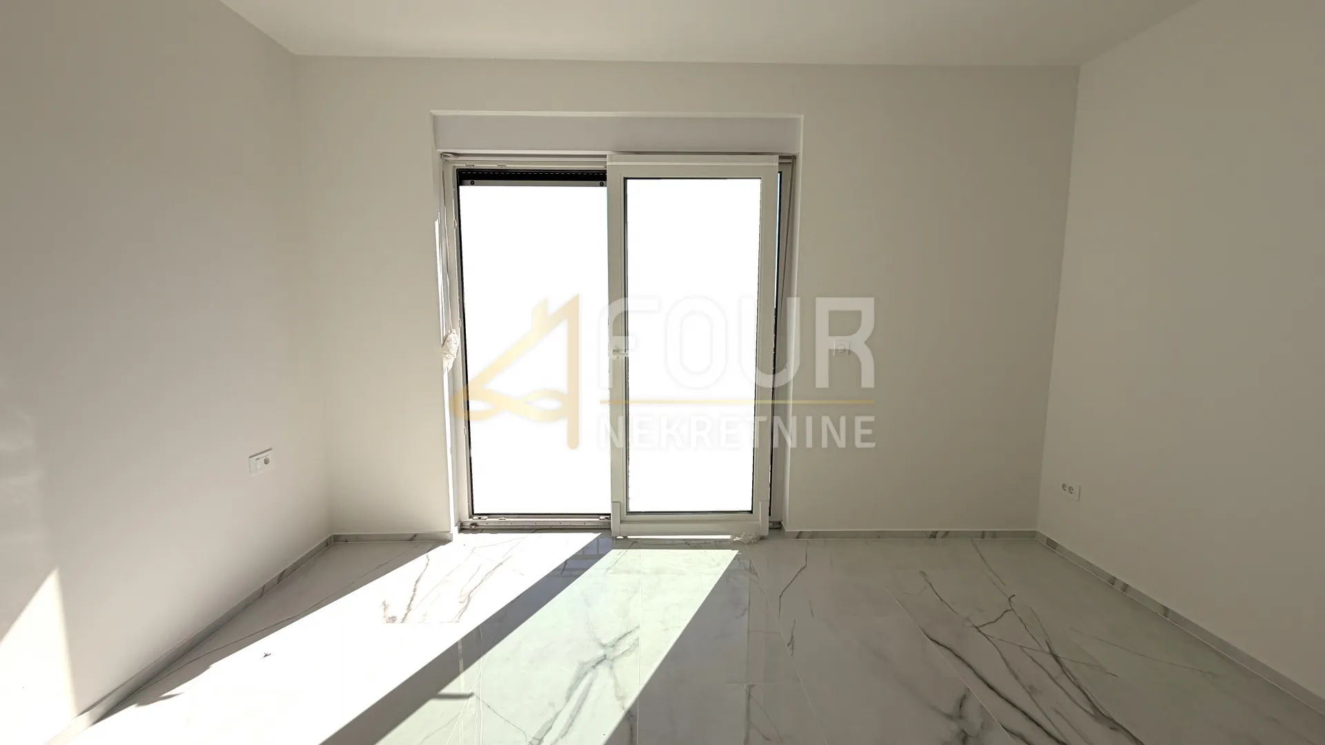 otok rab, banjol, 2s+db, balkon, pogled na more - slika 3