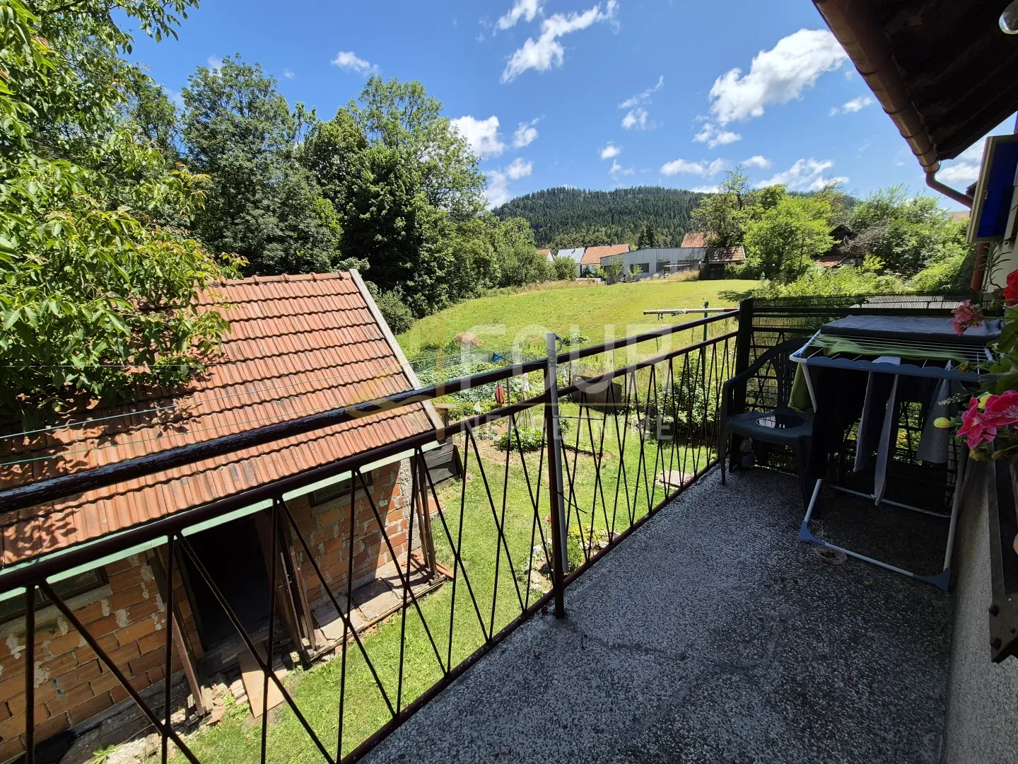 gorski kotar, ravna gora, kuća s 2 stana, gosp. objektom i dvorištem - slika 8