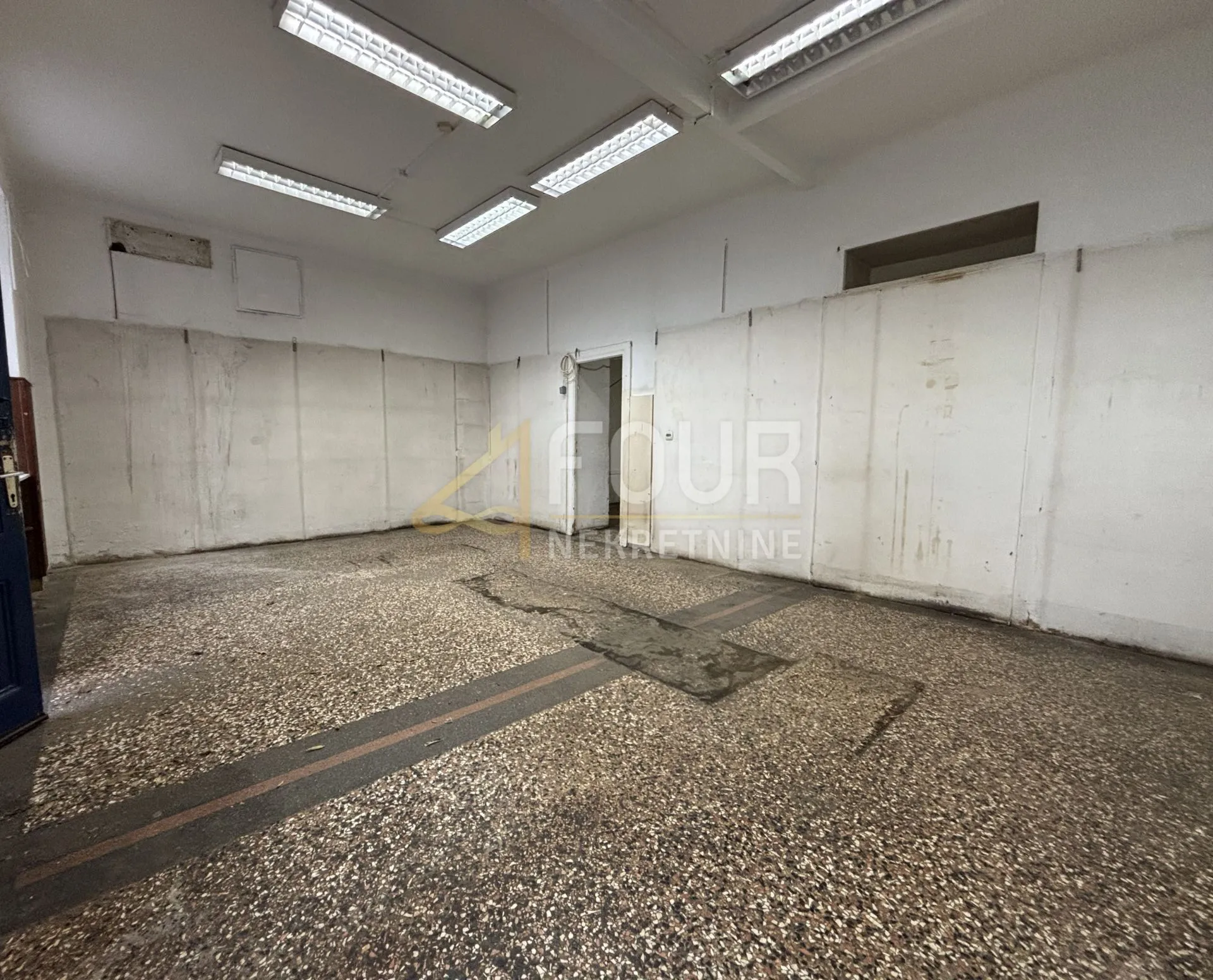 zakup, rijeka, kantrida, poslovni prostor 128m2 - slika 2