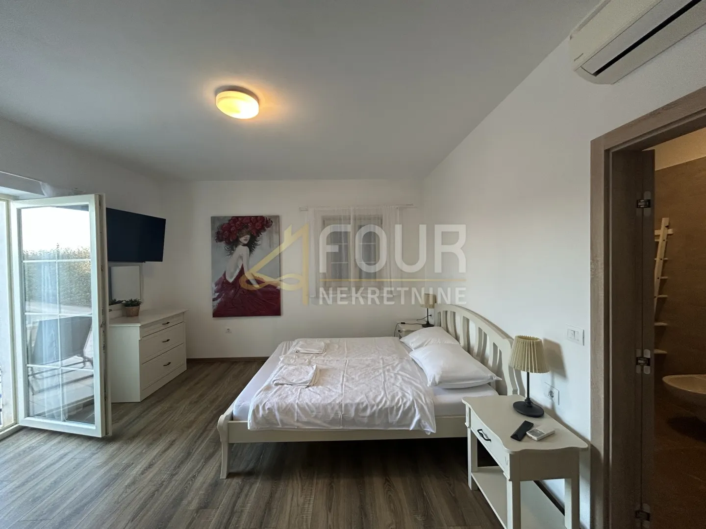 istra, barban - okolica, vila s bazenom, okućnica - slika 11