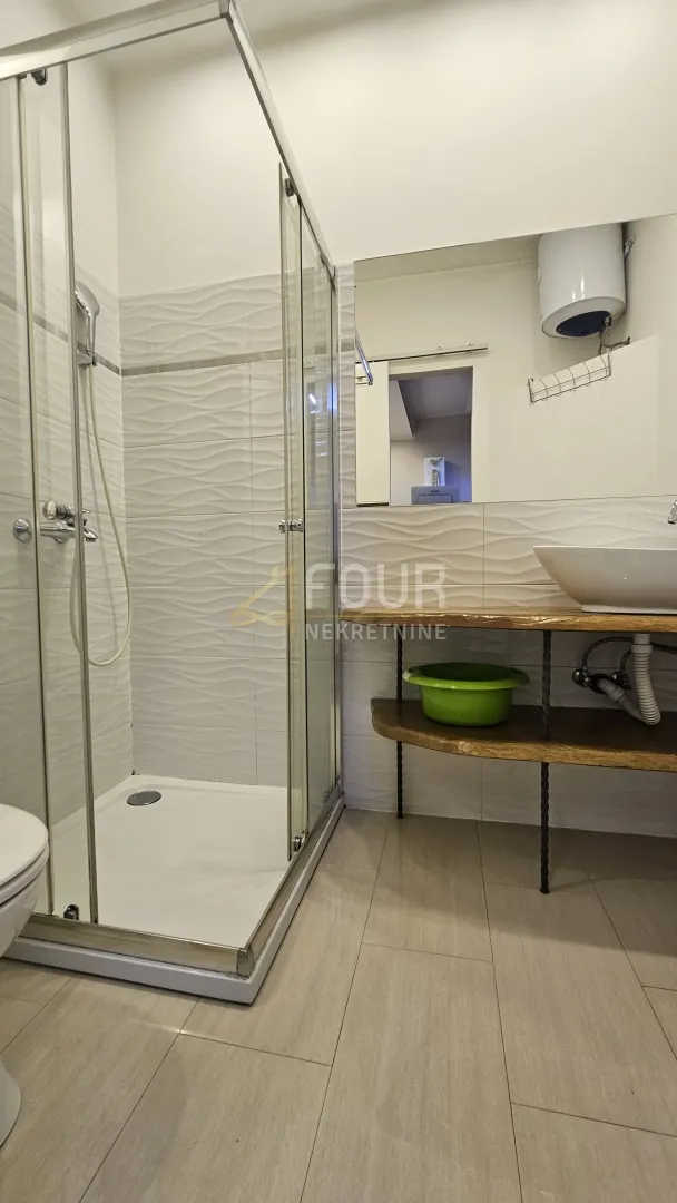 rijeka, brajda, adaptirana garsonijera - slika 9