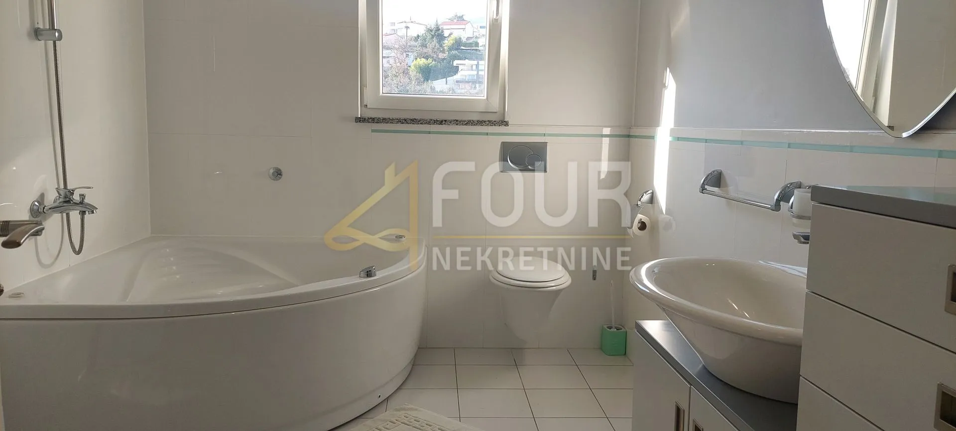 opatija, ičići, prostran stan 3s+db, terasa, 150m od mora! - slika 8