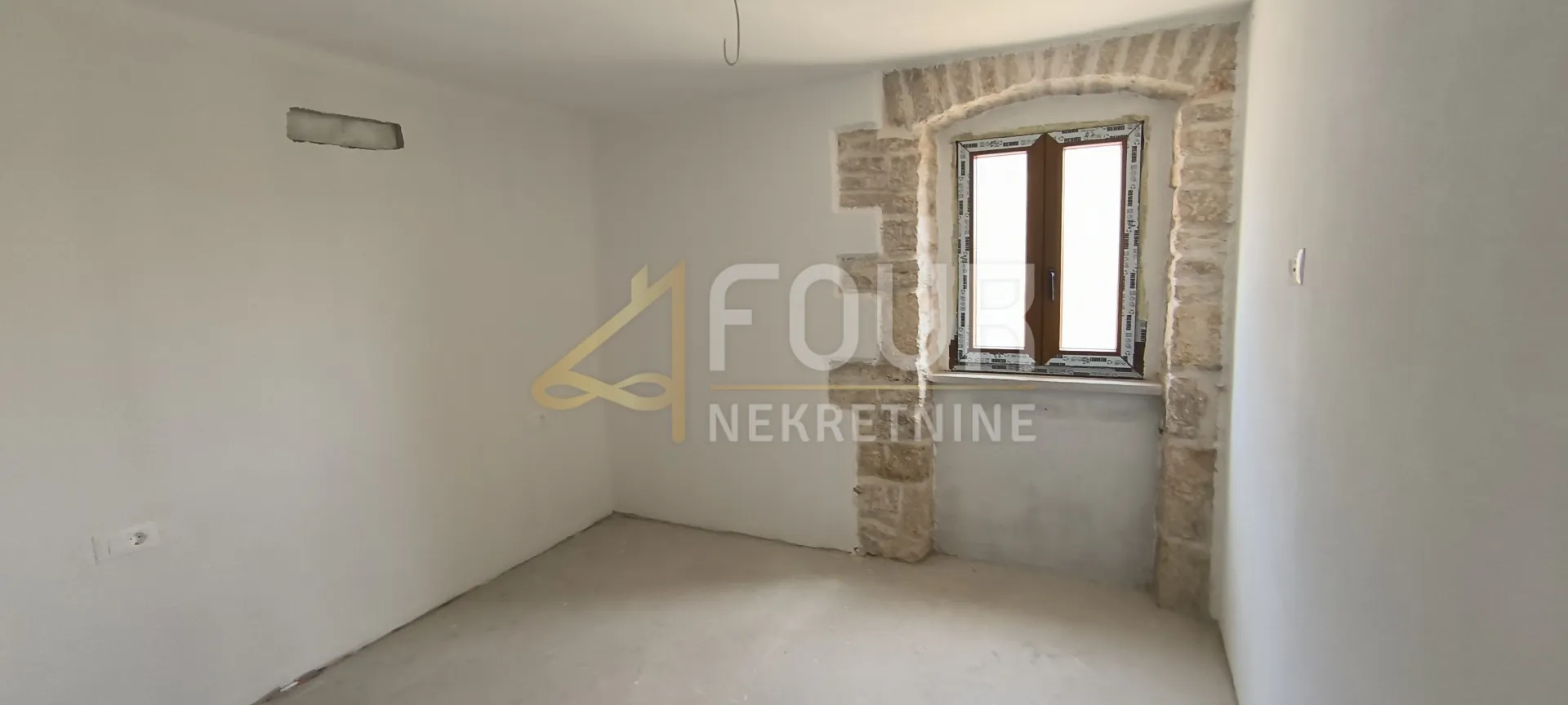 istra, žminj - okolica, kuća s bazenom, pogled na more - slika 10