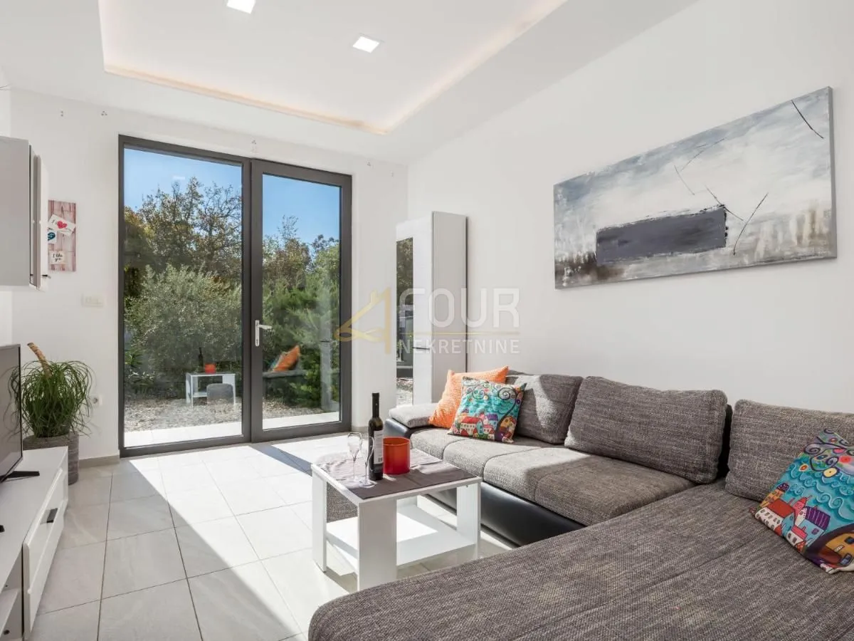 kostrena, moderna vila s bazenom - slika 29
