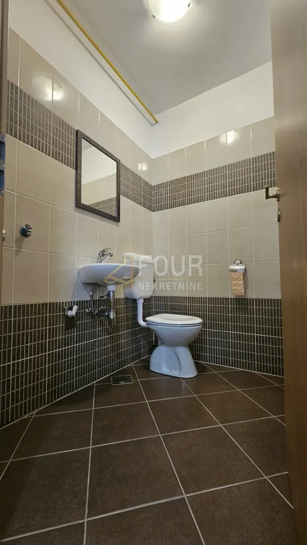 viškovo, 75.11m2, 2s+db, balkon, veliko spremište! - slika 11