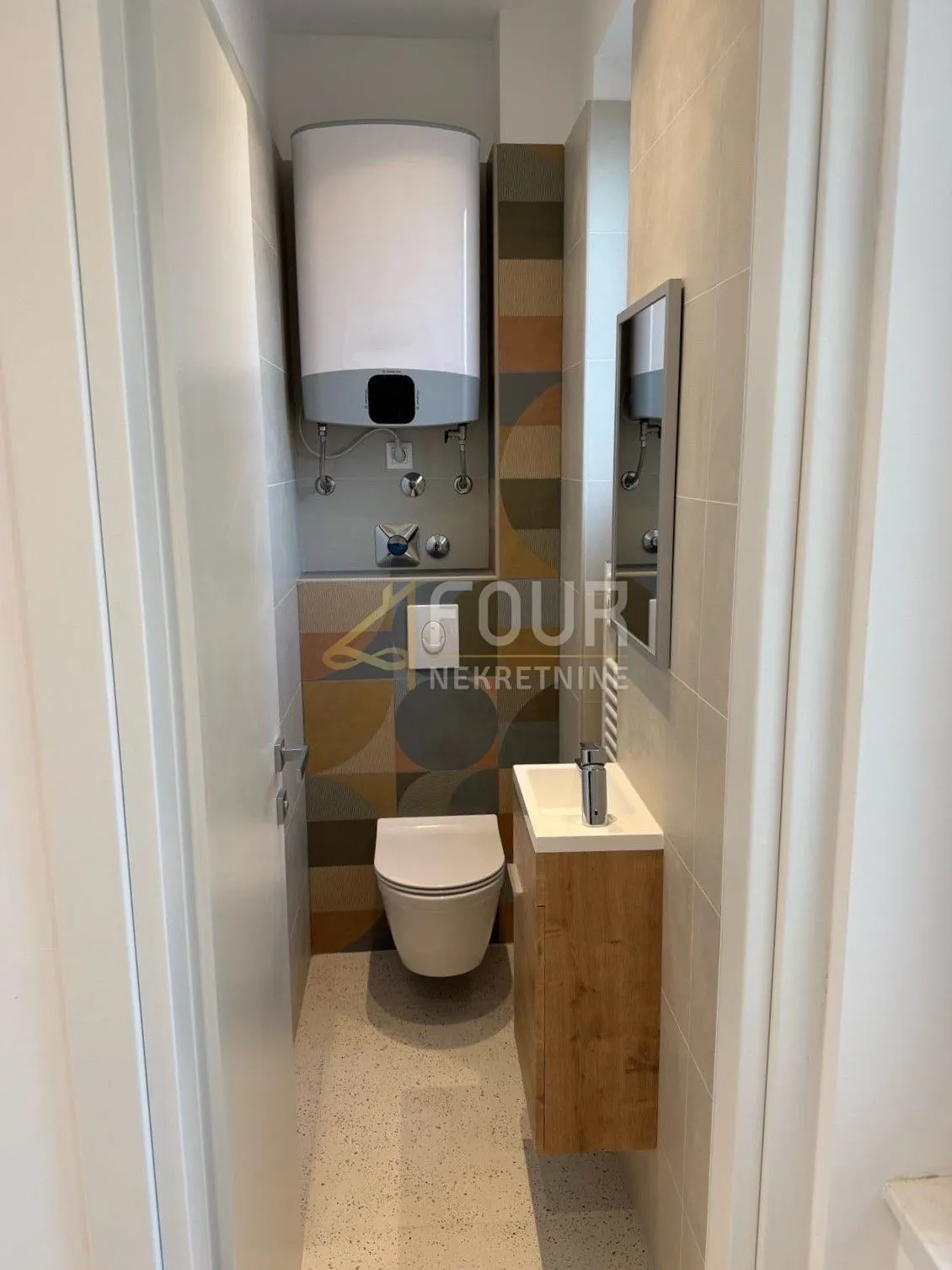 rijeka, vojak, 97m2, 3skl, balkon - slika 25