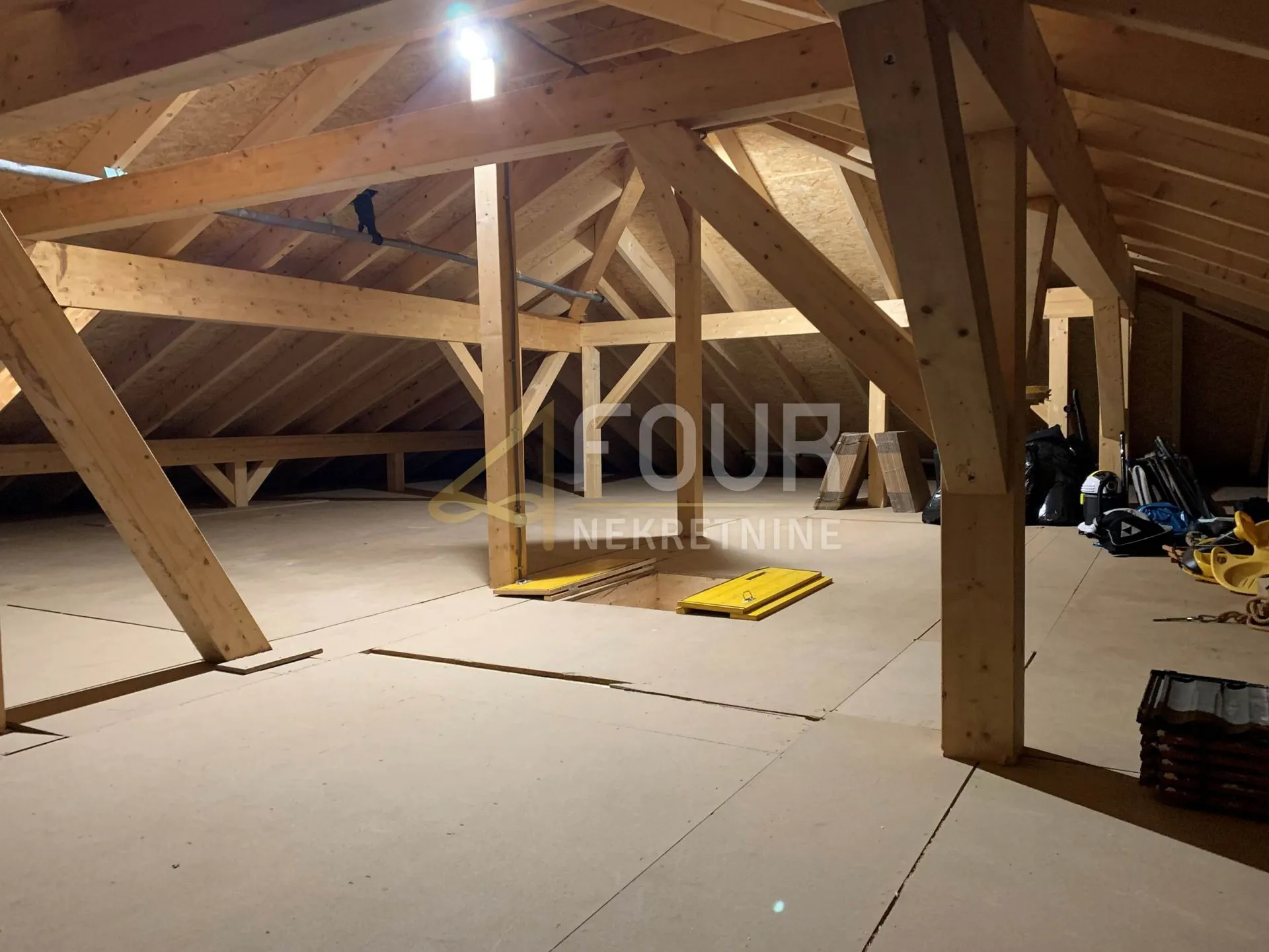 gorski kotar, lokve - okolica, nova kuća na parceli 1.616m2 - slika 8