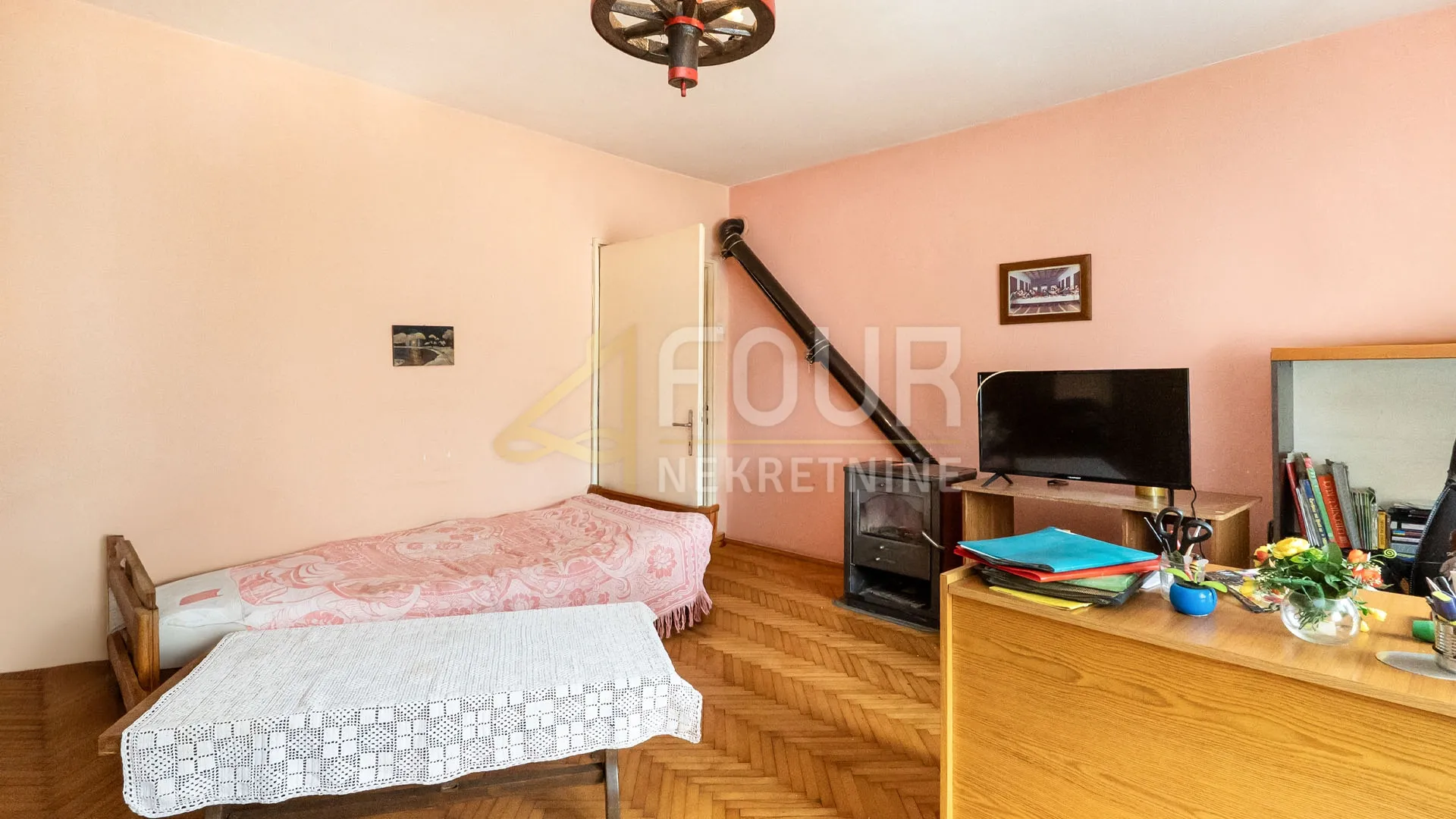 gorski kotar, ravna gora, kuća s 2 stana, gosp. objektom i dvorištem - slika 4