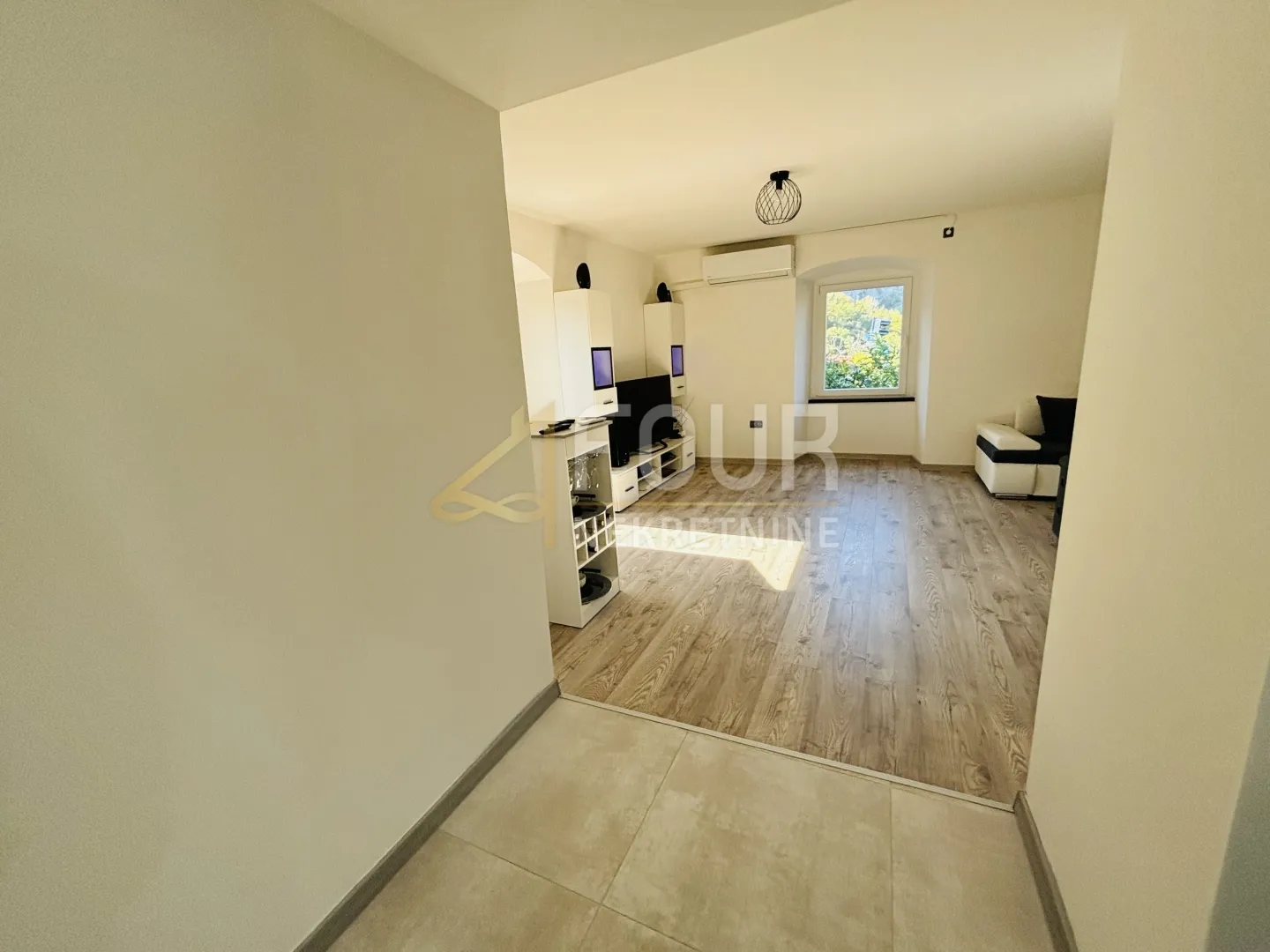 orehovica, 73.44m2, namješten i adaptiran stan - slika 7