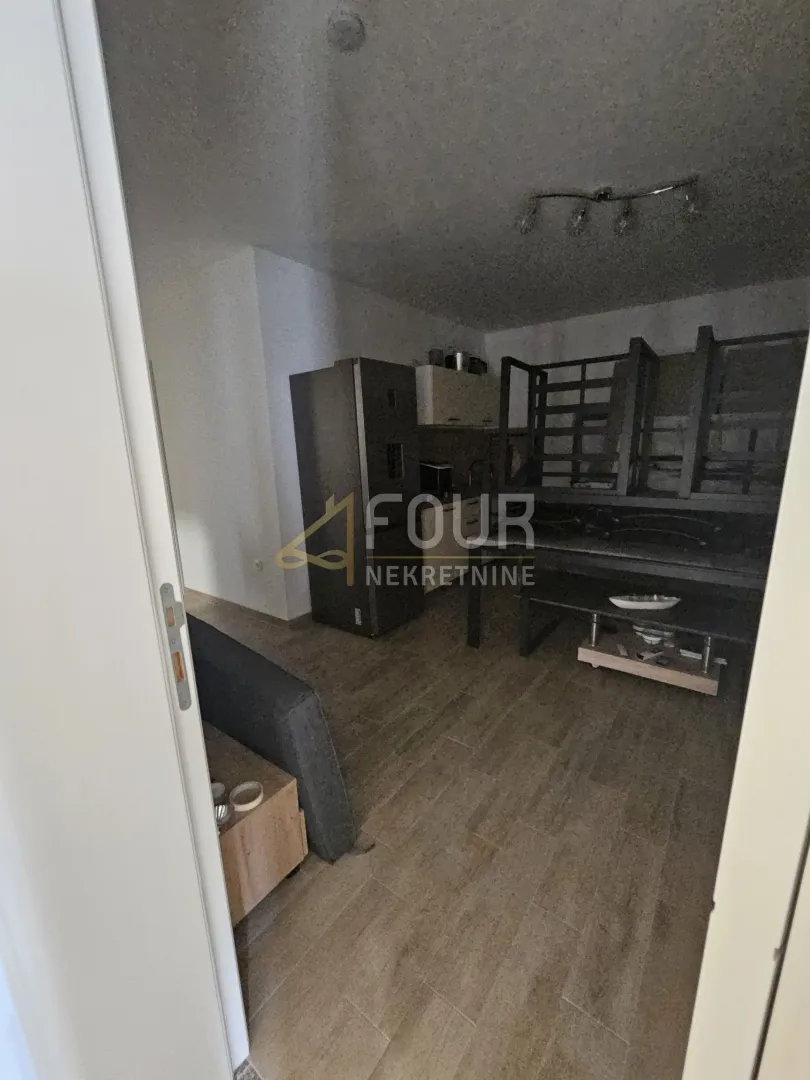šibenik, vodice, dvojna kuća s 2 stambene jedinice - slika 19