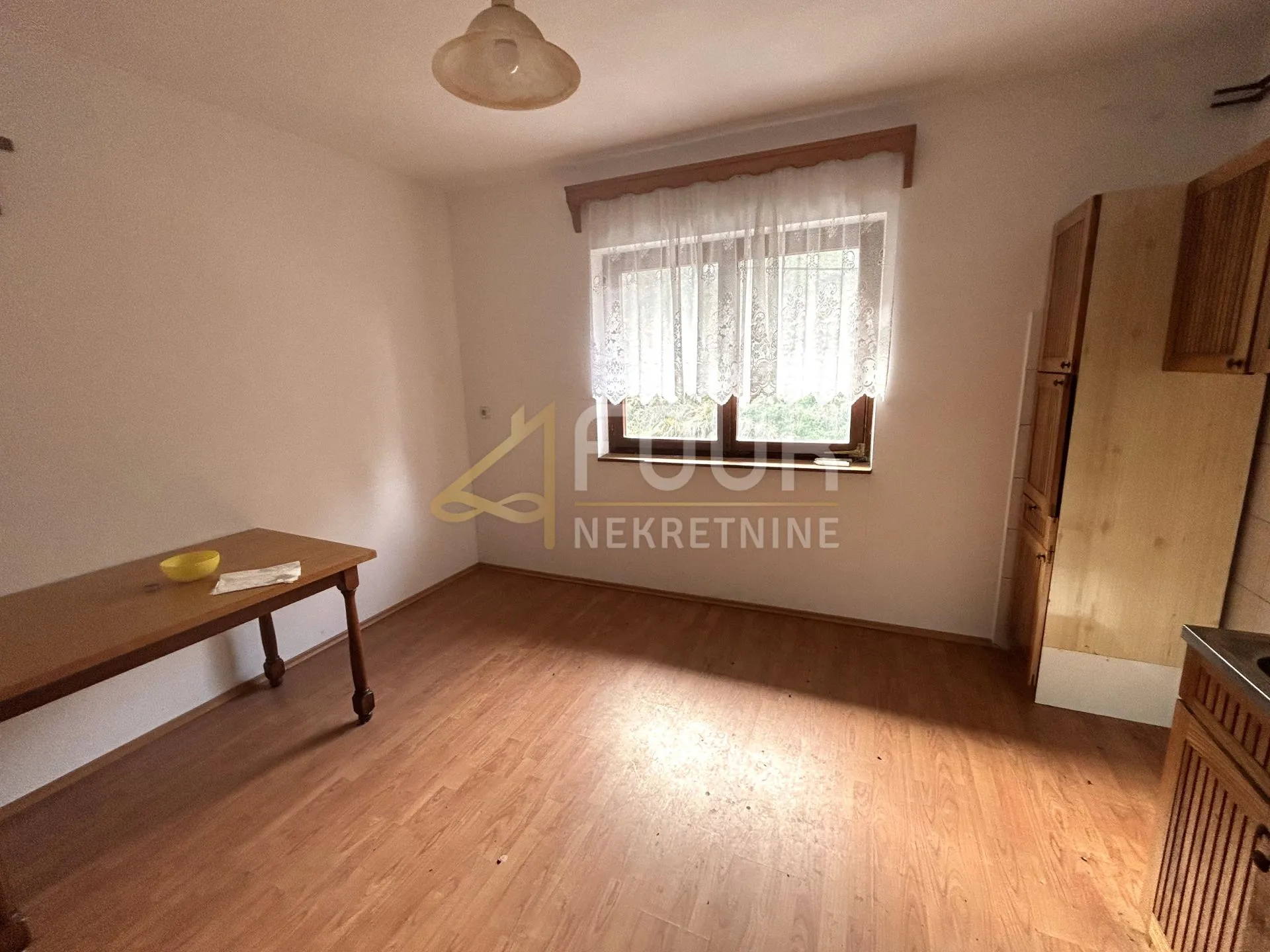 gorski kotar, čabar - okolica, samostojeća kuća + gospodarska zgrada, 240m2 - slika 3