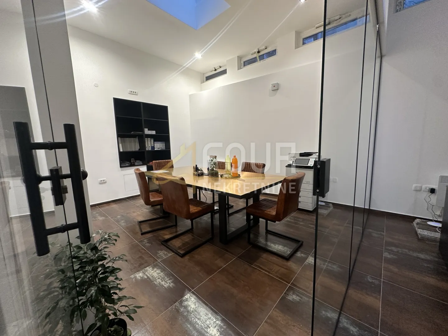 rijeka, centar, adaptirani poslovni prostor, 57m2, samo kod nas! - slika 2
