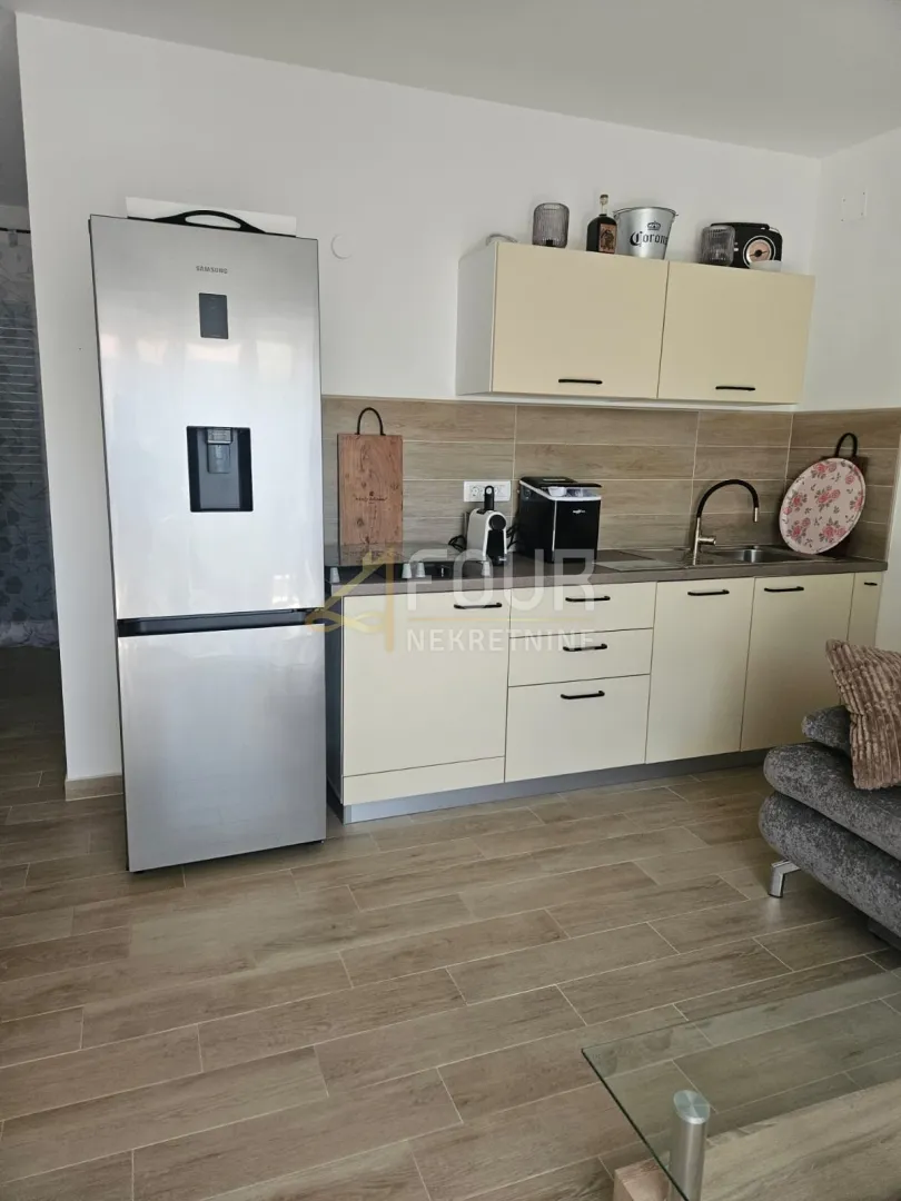 šibenik, vodice, dvojna kuća s 2 stambene jedinice - slika 34