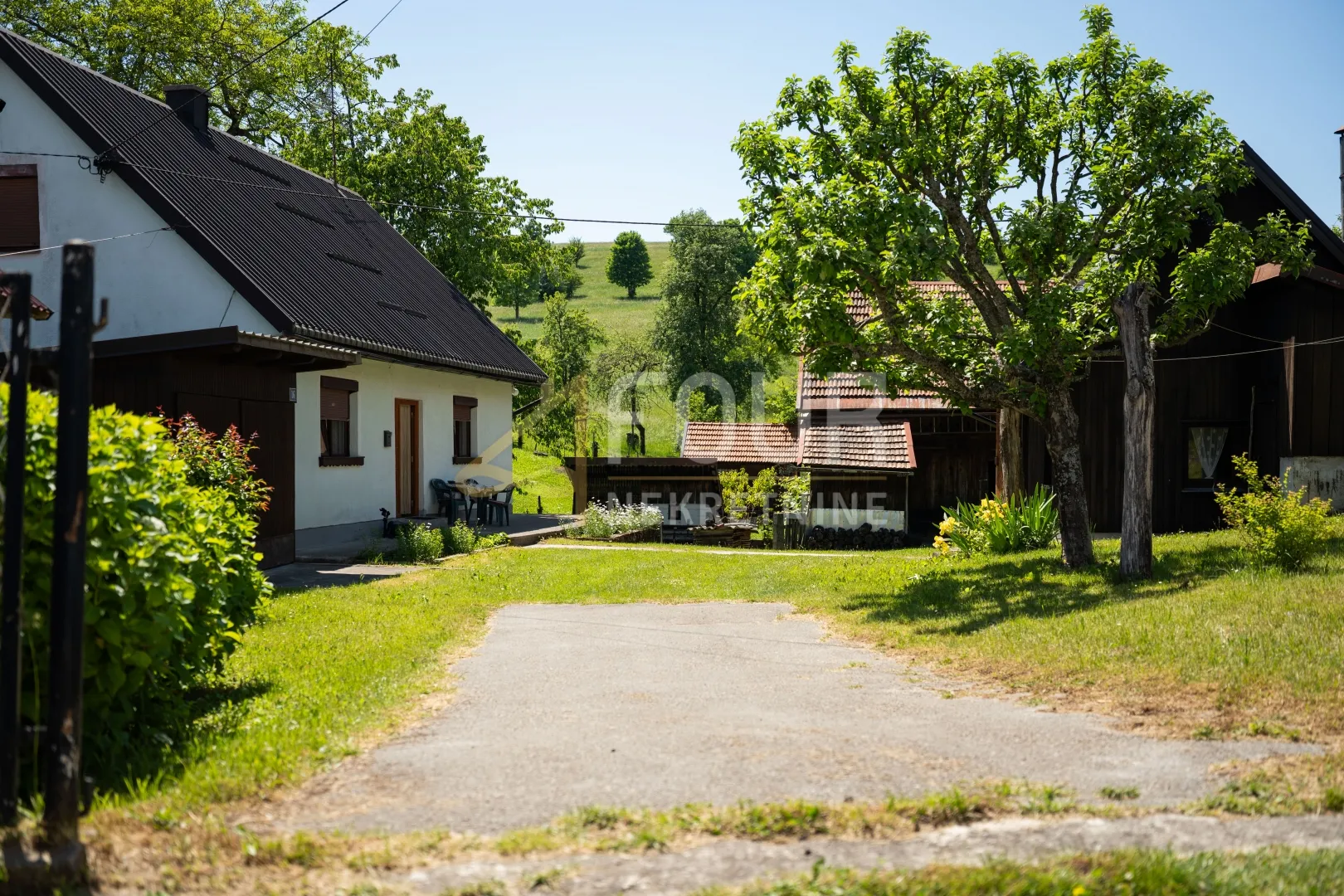 gorski kotar, brod moravice - stari lazi, imanje, samo kod nas! - slika 2