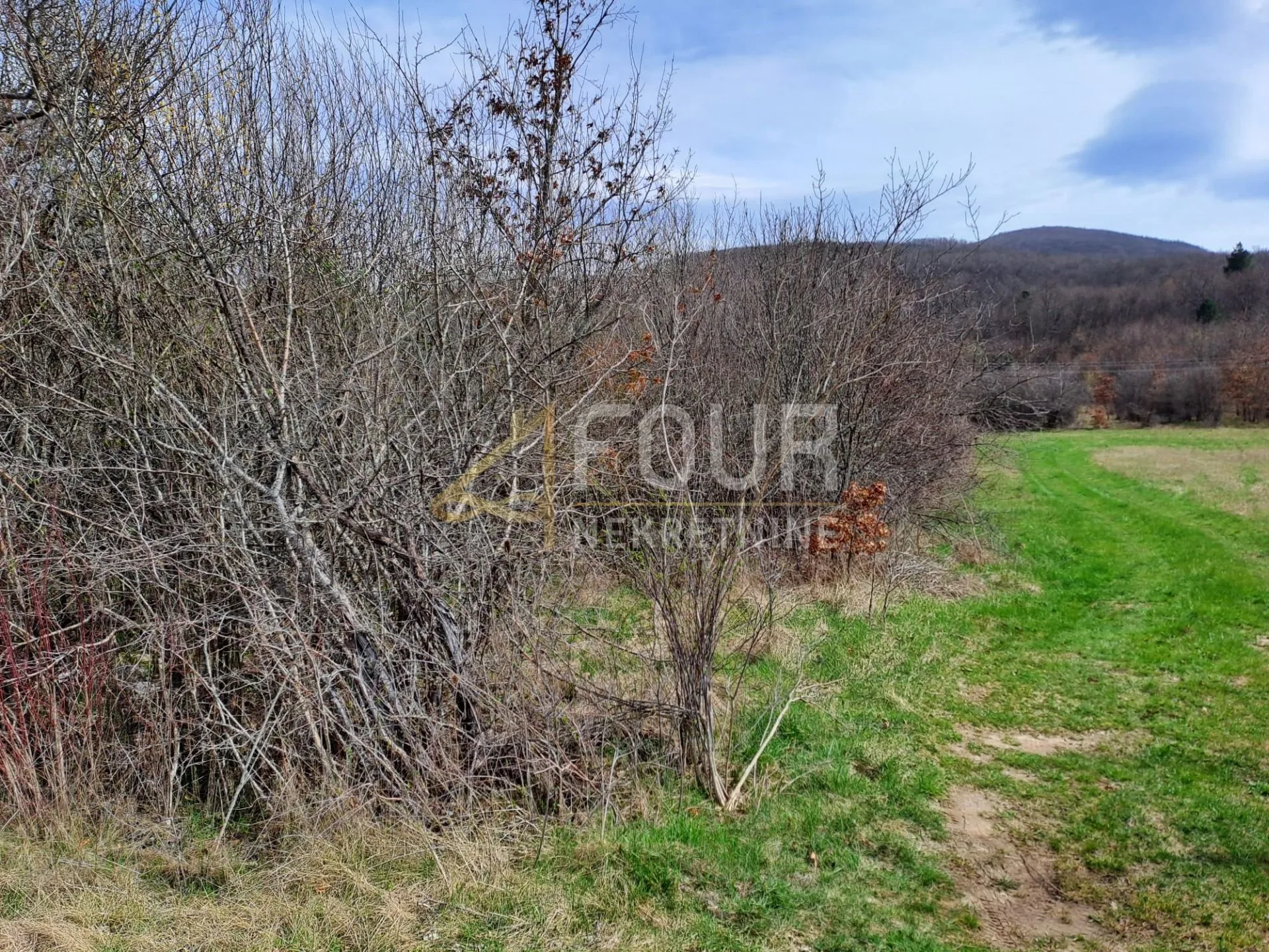 otočac, sinac, poljoprivredno zemljište, 1.971m2 - slika 2