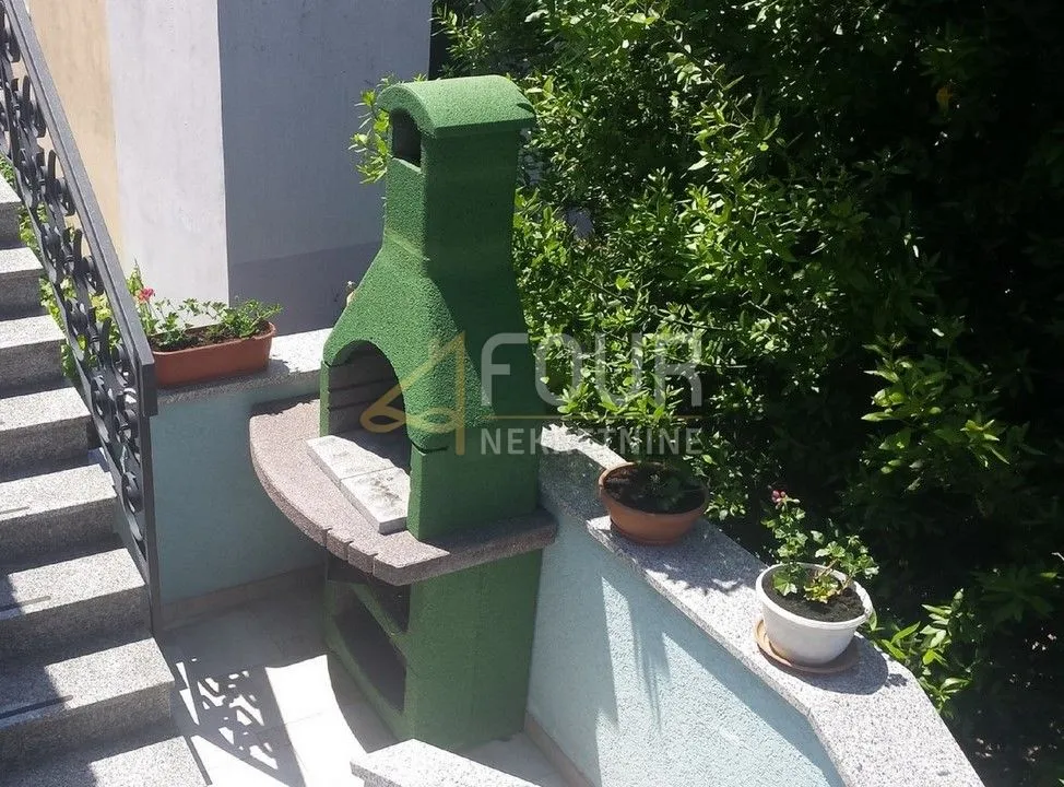 ista, rovinj, etaža s dva stana, 122m2, terasa i balkon - slika 13