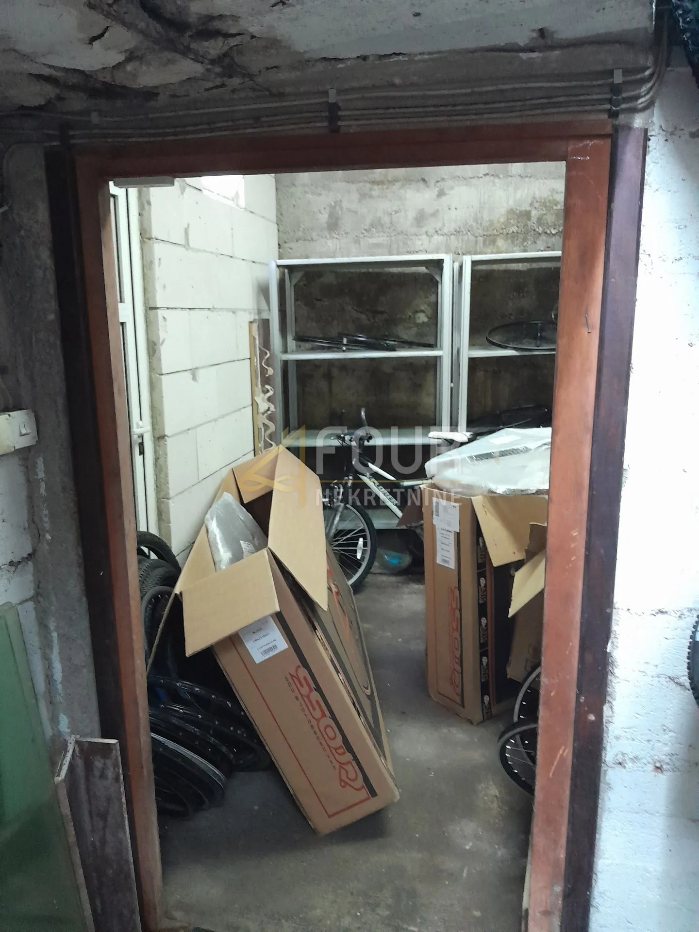 zakup, rijeka, sušak, poslovni prostor 44m2 - slika 2