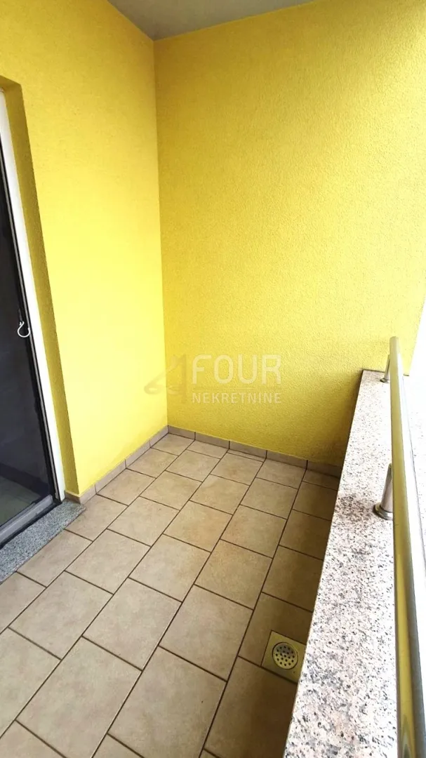 viškovo, 2s+db, 86.48m2, balkon i lođa - slika 18
