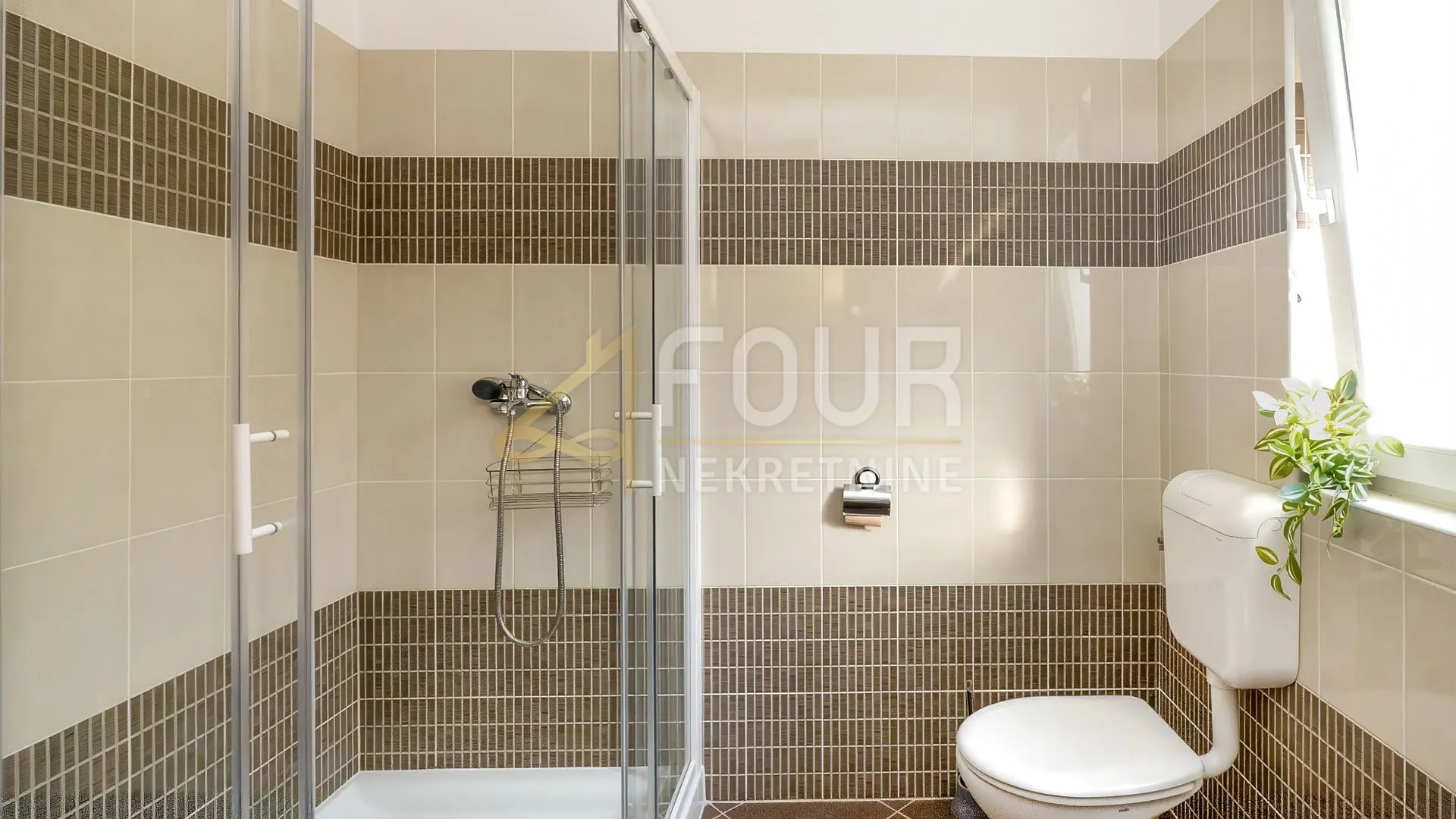 viškovo, 75.11m2, 2s+db, balkon, veliko spremište! - slika 8