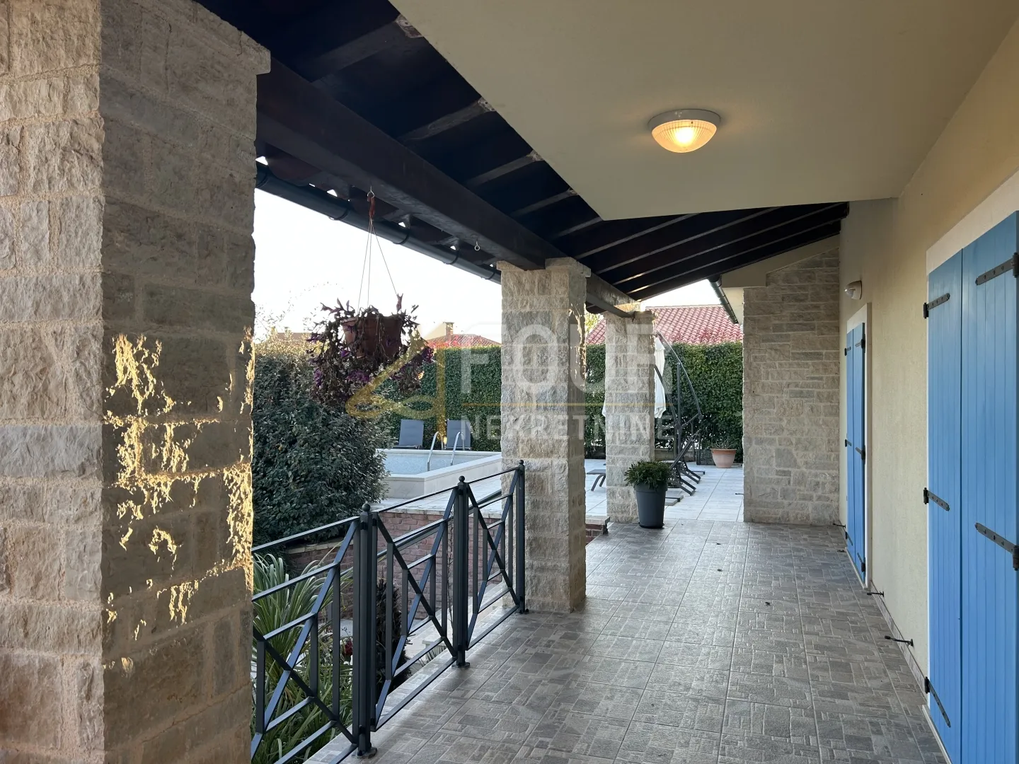 Istra, Barban - okolica, vila s bazenom, okućnica