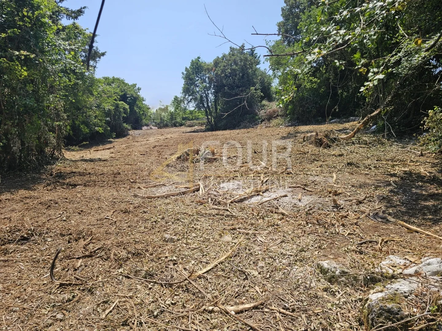 Istra, Marčana - okolica, građevinsko/poljoprivredno zemljište 1420m2 - Krnica, Marčana