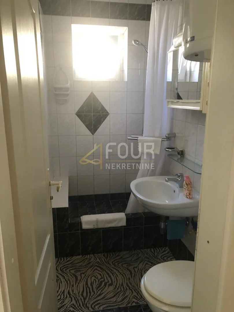 zadar, nin - okolica, samostojeća kuća s 4 apartmana, 100m od mora - slika 17