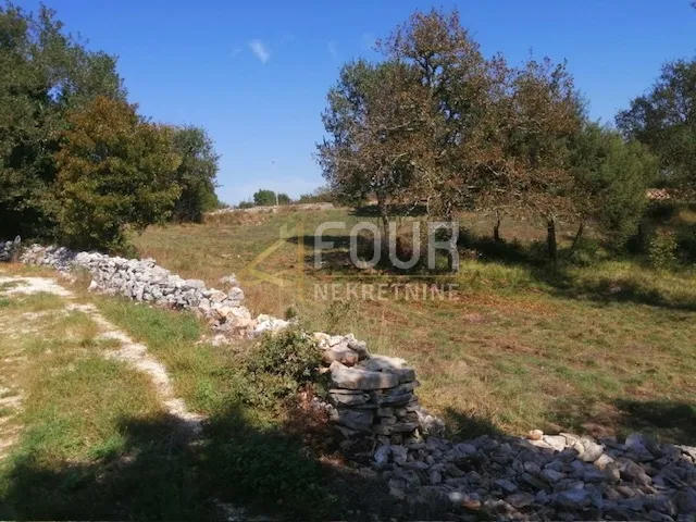 Istra, Bale - Krmed, zemljište 518m2 - Krmed, Bale