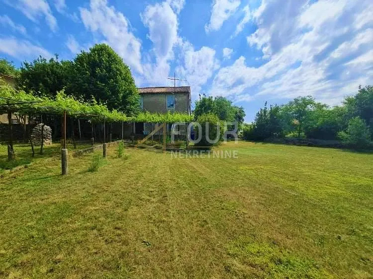 Istra, Nedešćina, 110m2, šarmantna istarska kuća s okućnicom - Nedešćina, Sveta Nedelja