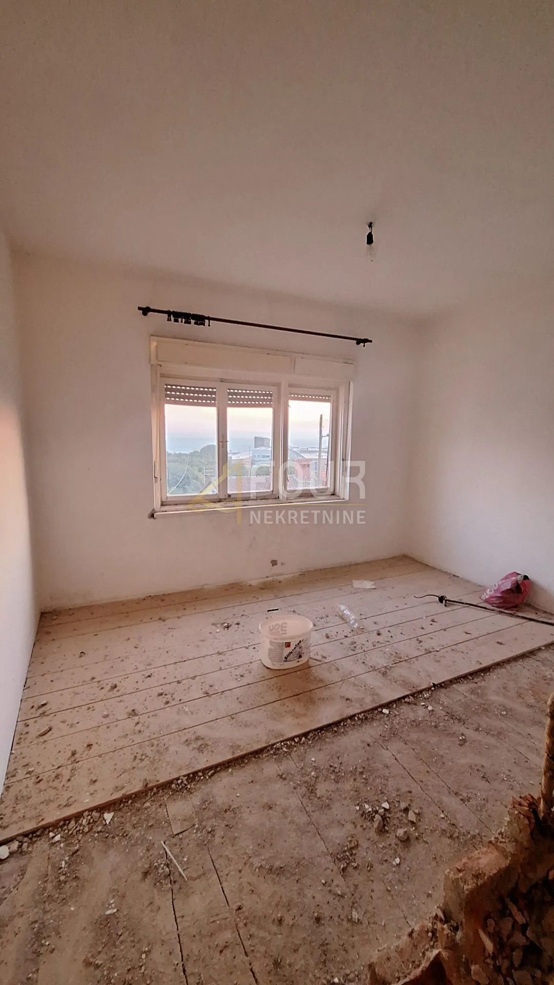 rijeka, trsat, samostojeća kuća 160m2, garaža - slika 2
