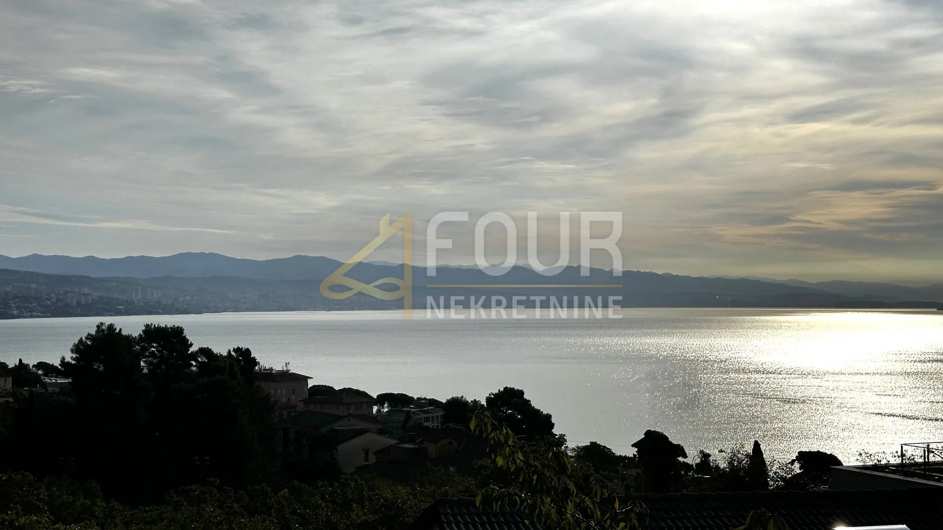 Opatija, kuća s panoramskim pogledom na more, 302.31m2