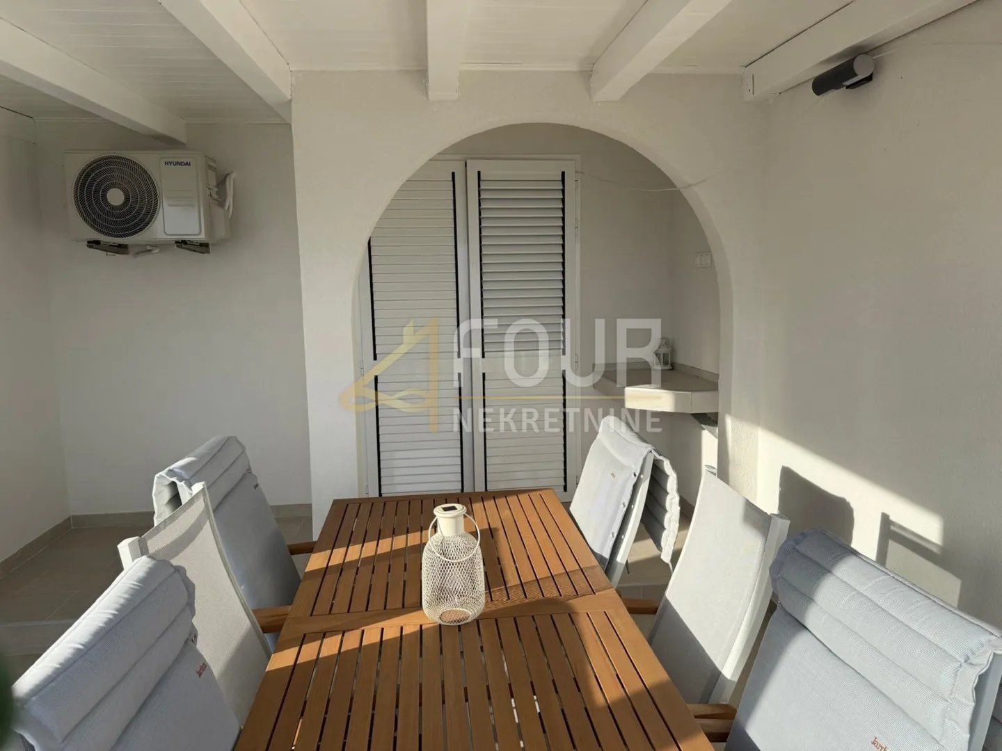 cres, martinšćica, 30m2, garsonijera, terasa - slika 2