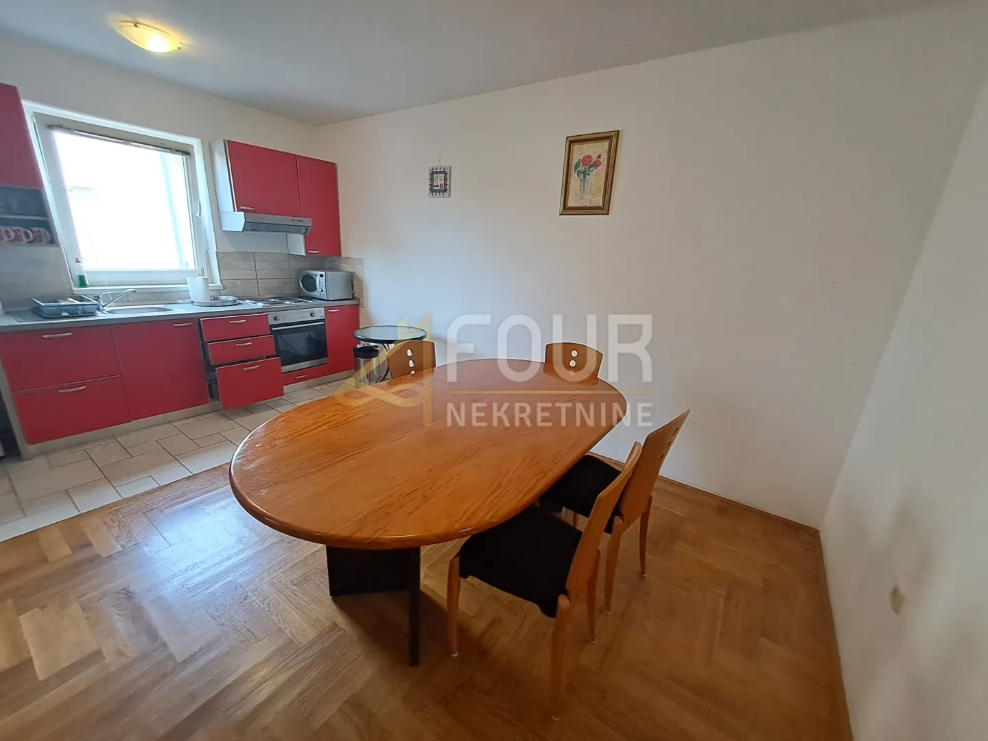 otok krk, malinska, 61m2, 2s+db, terasa - slika 2