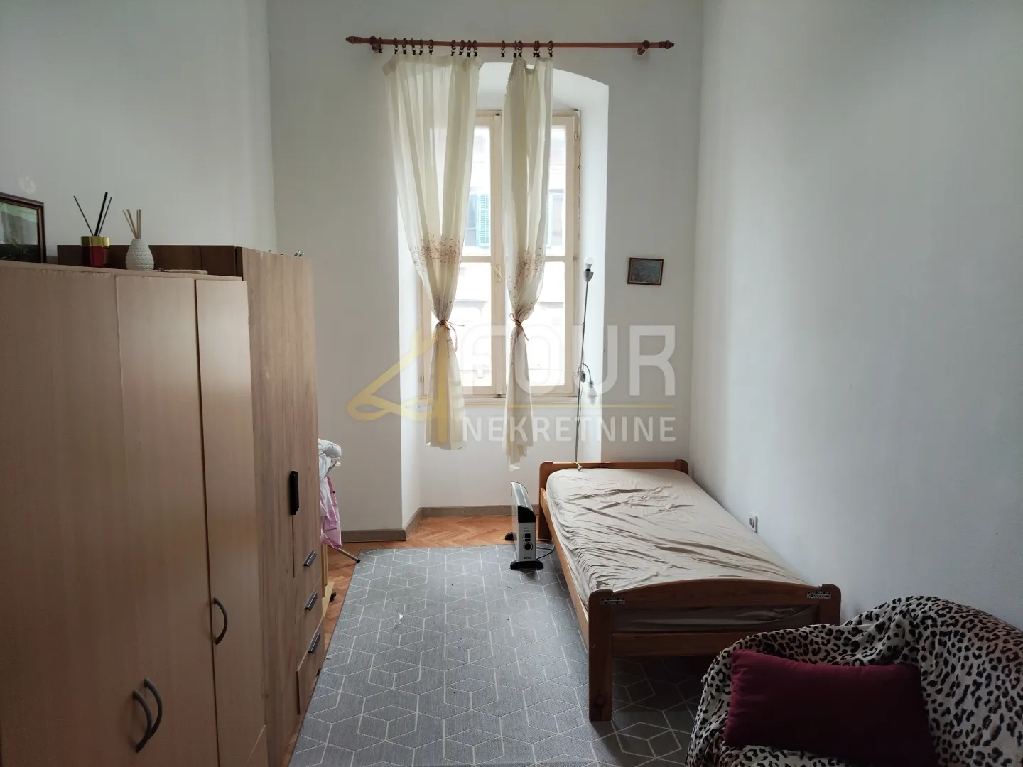 Najam, Rijeka, Centar, 4skl - najam sobe