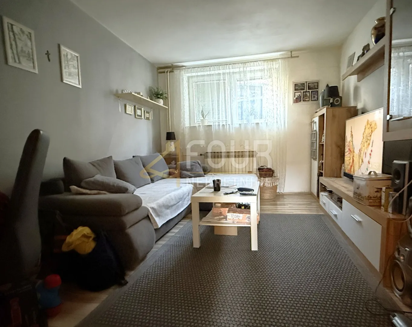zagreb, trešnjevka, kuća s 2 stana, garažom i okućnicom - slika 8