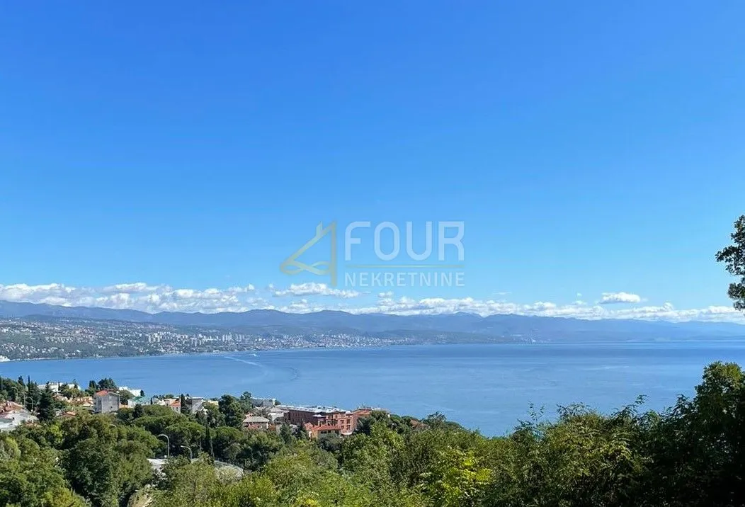Opatija, komforan stan, 3s+db, sauna, prekrasna terasa, garažno mjesto