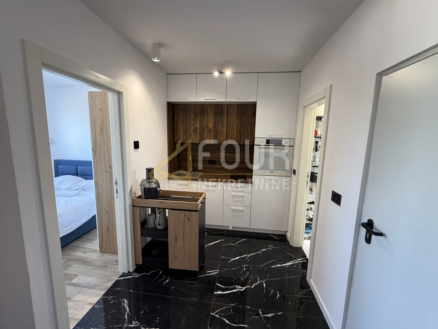 crikvenica, višeetažni stan, 161m2 - 4 stambene jedinice - slika 12