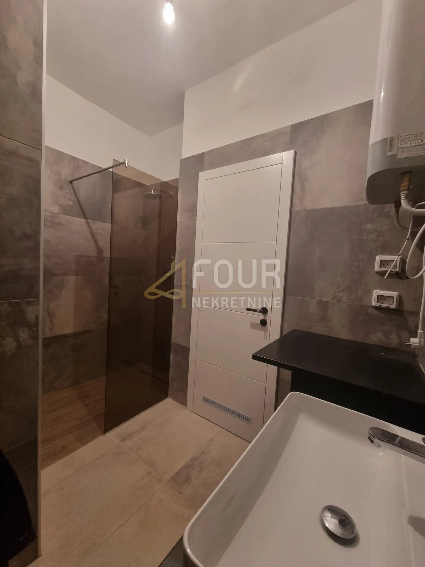 istra, banjole, novogradnja, 115m2, 2s+db, penthouse, lođa - slika 10