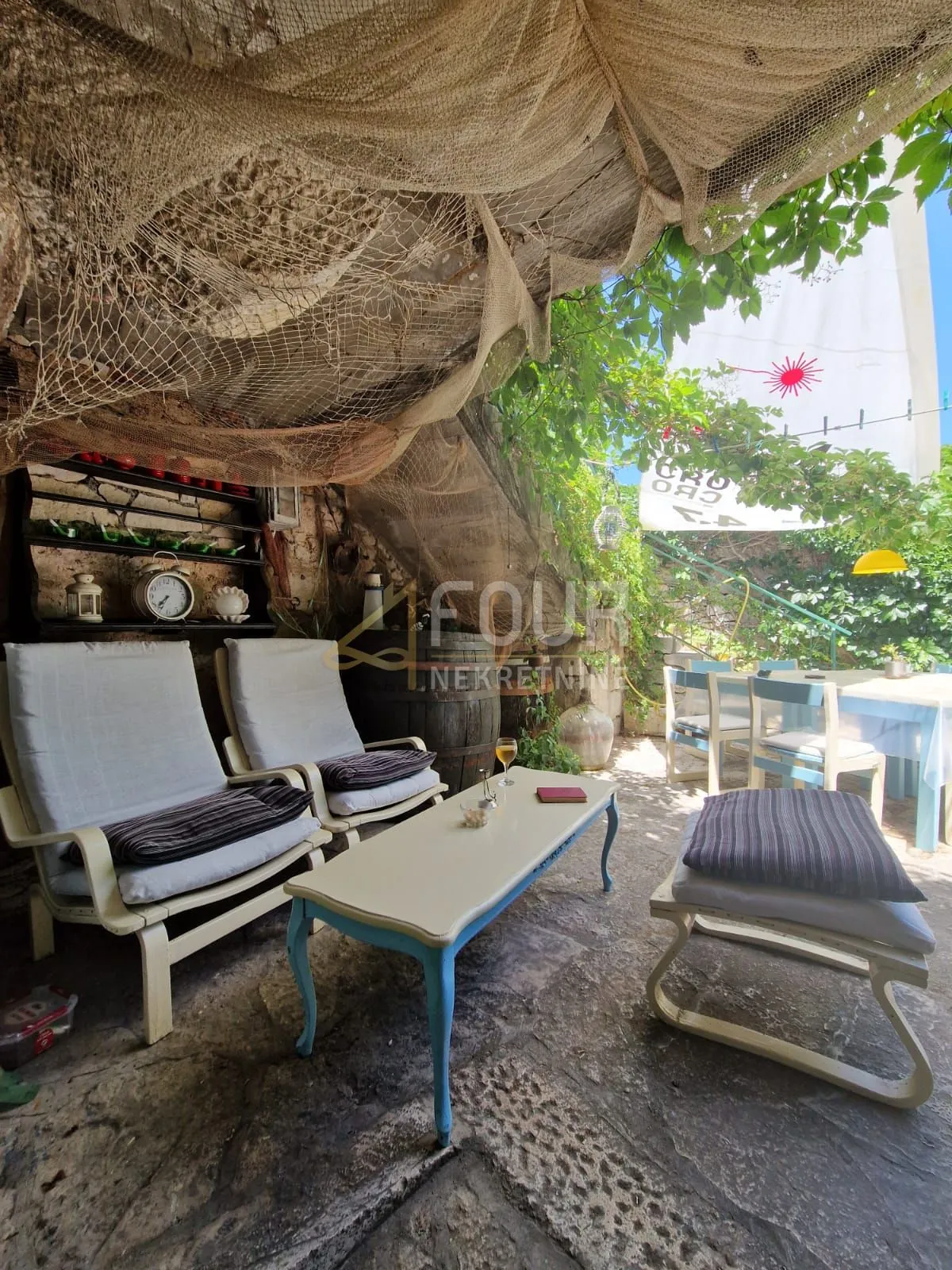 otok brač, nerežišća, šarmantna kamena kuća - slika 2