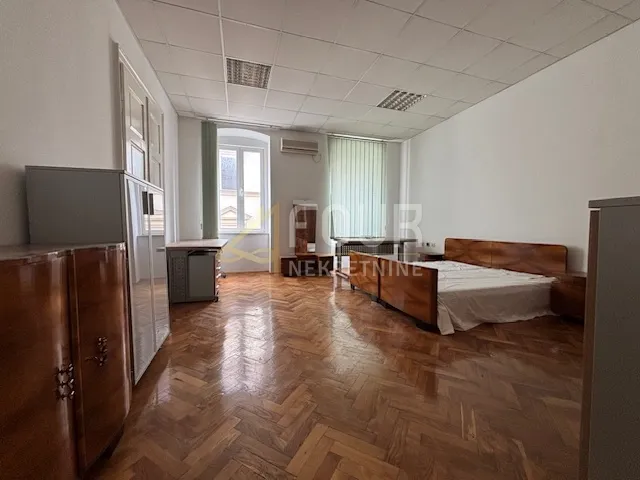 rijeka, centar, 112.25m2, prostran gradski stan - slika 2