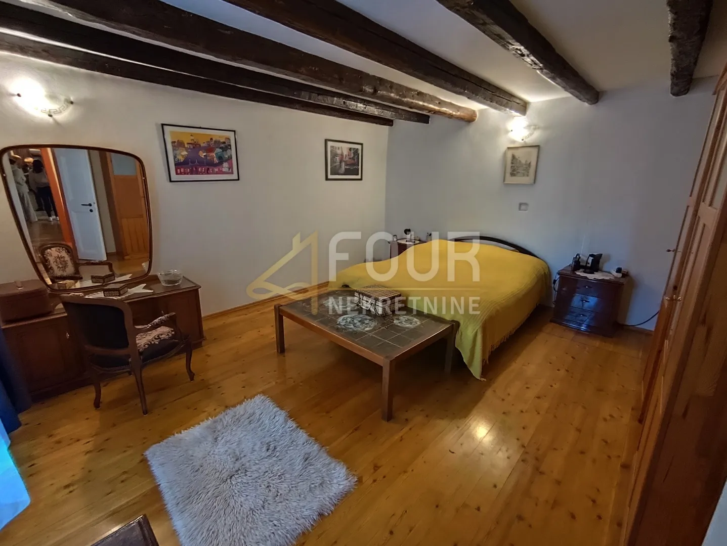istra, marčana - okolica, autohtona kuća s dva stana 198m2 - slika 7
