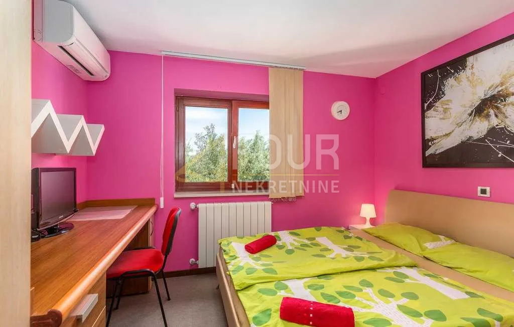 otok krk, dobrinj, samostojeća vila s bazenom - slika 9