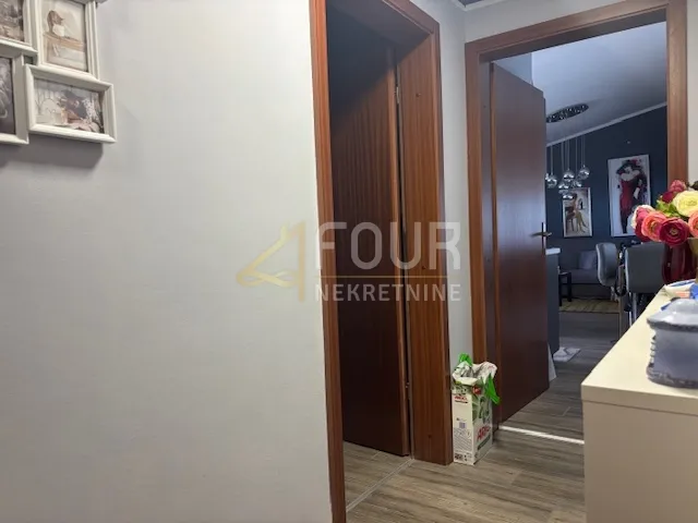 novi vinodolski, 66m2, 1s+db, lođa, pogled na more - slika 7