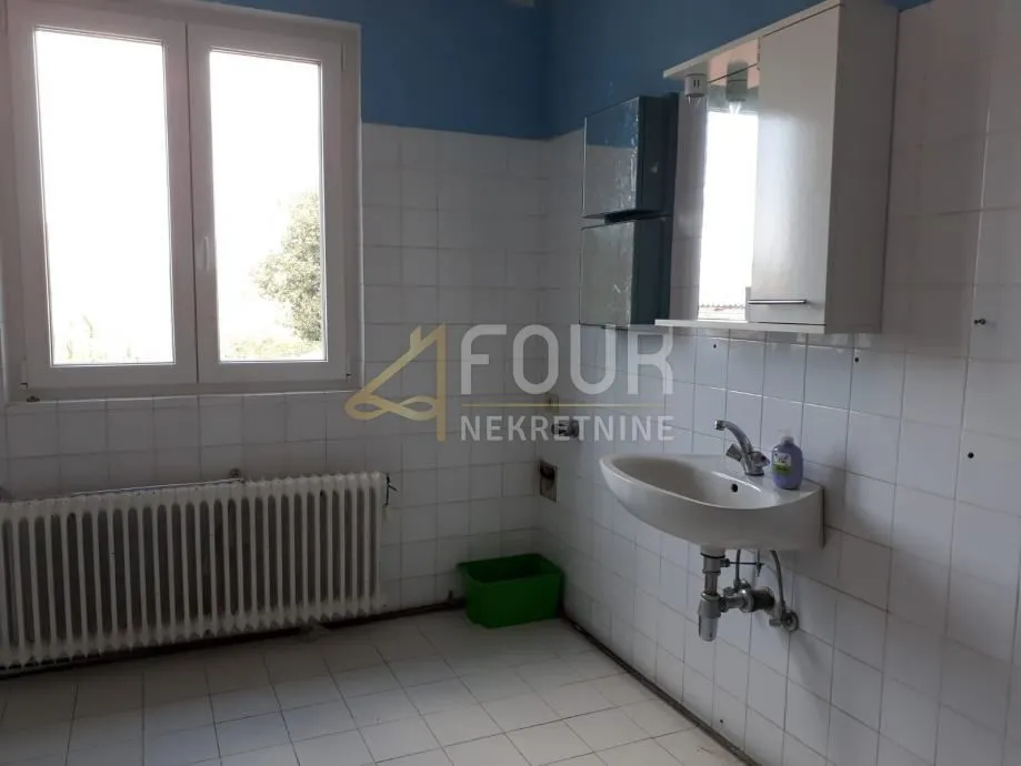 istra, brtonigla, kuća 160m2, garaža - slika 22