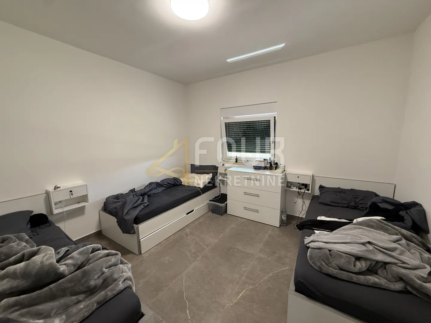 istra, sveti lovreč - okolica, kuća 346m2, balkon, terasa - slika 11